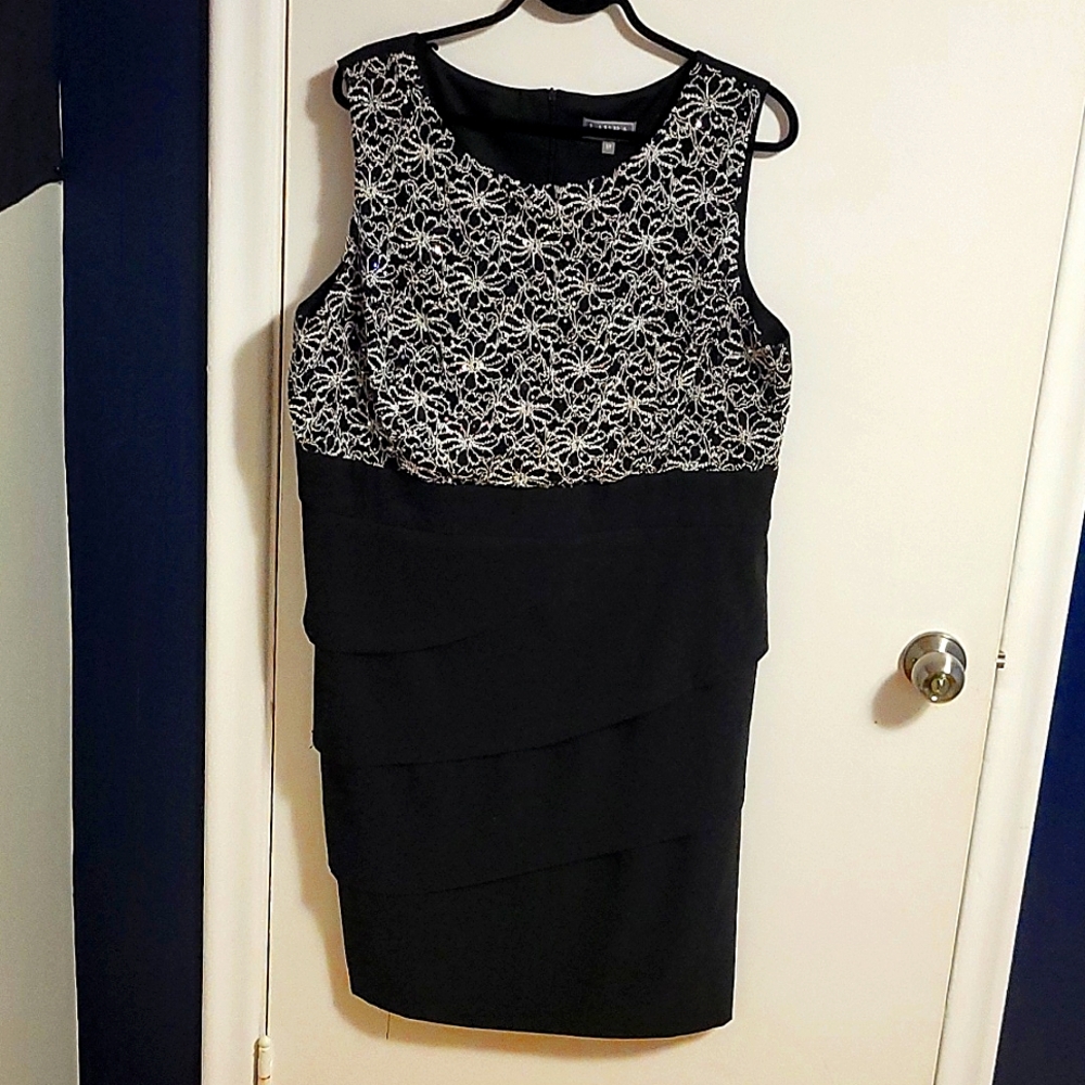 Black Lace Formal Dress, Laura Plus, size 18, sequins